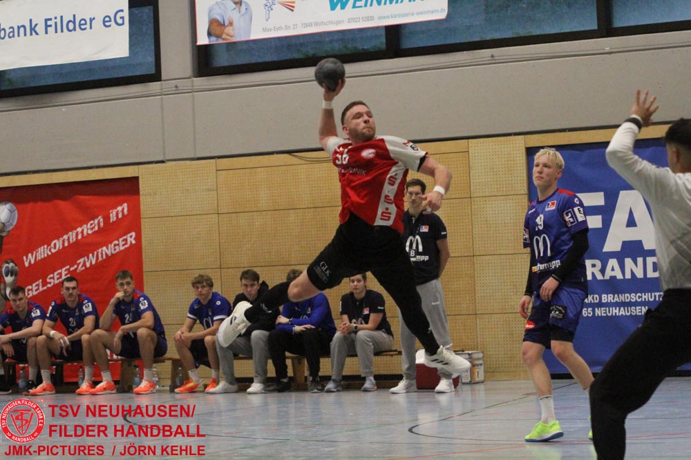 Kreisläufer Kosak verlängert bei den MadDogs bis 2025